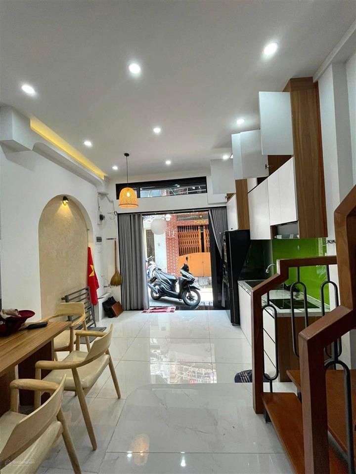 Bán nhà mới cực hiếm tại nguyễn tri phương, q10, 3 tầng kiên cố, ngang 3,6m, giá chỉ 4,6 tỷ