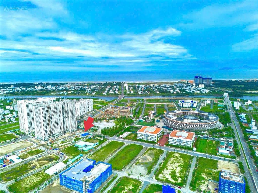 Lô góc fpt 207m2, ngang 10m, đối diện công viên, ngay tòa căn hộ fpt 3