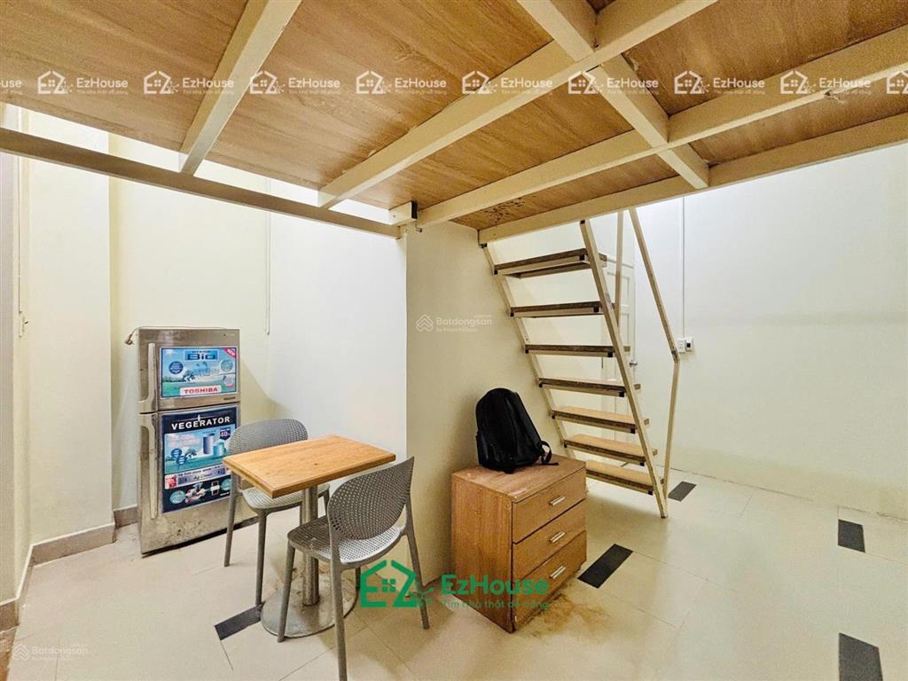 Căn hộ duplex cửa sổ thoáng full nội thất đường tô hiến thành q10