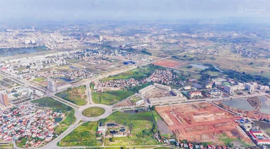 Cắt lỗ 300tr  royal mansion ngã 6 bắc giang