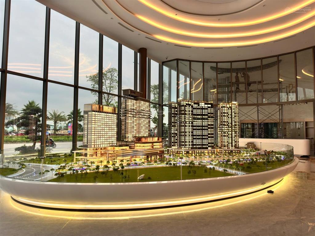 Cắt lỗ 300tr  royal mansion ngã 6 bắc giang