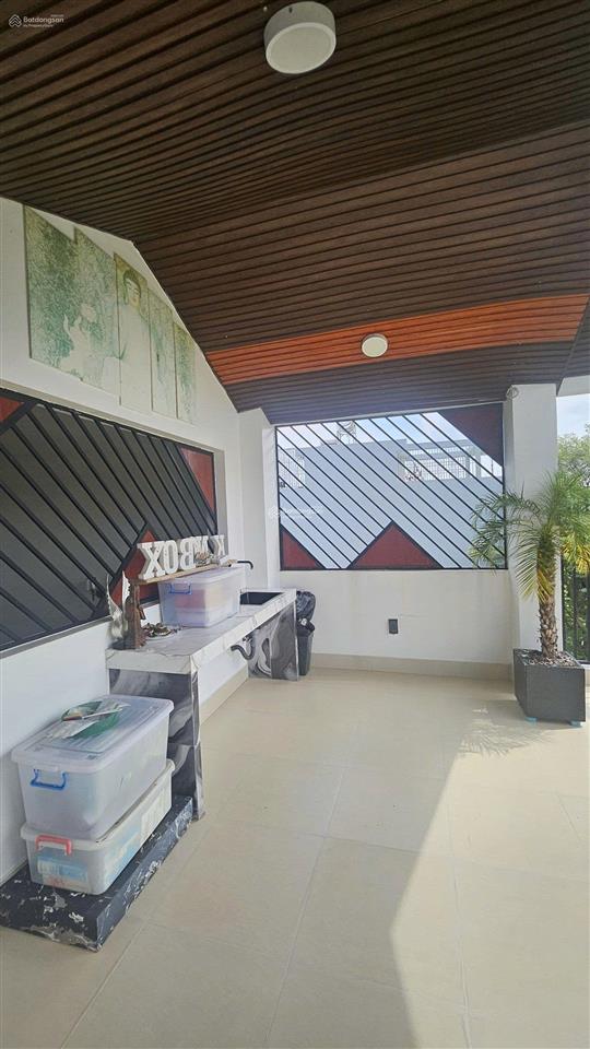 Bt góc 2mt đường 3158b phường 7 q8, dt 9x16m view cv