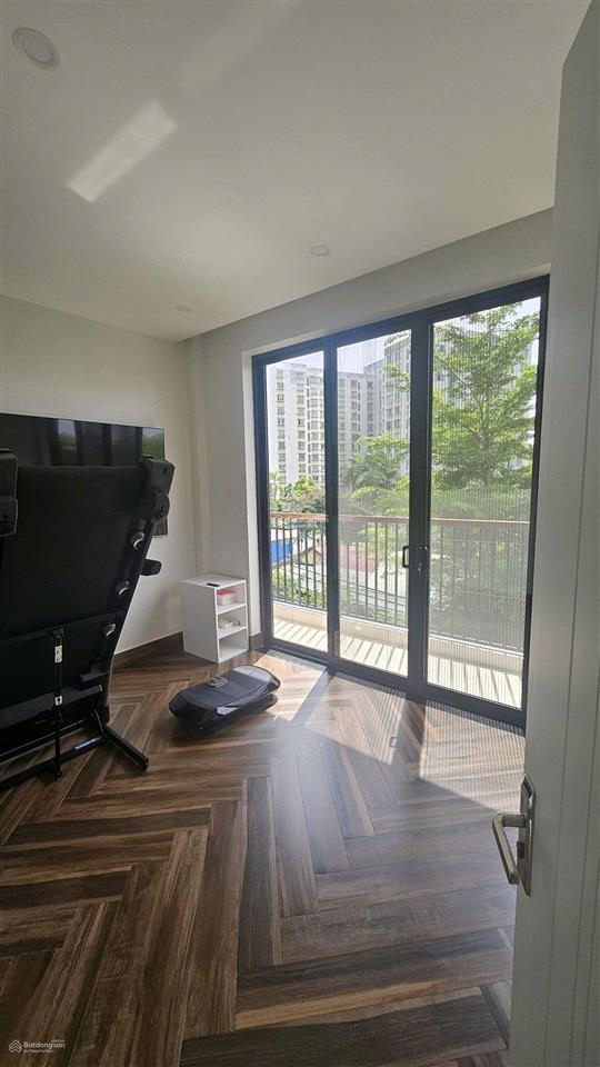 Bt góc 2mt đường 3158b phường 7 q8, dt 9x16m view cv