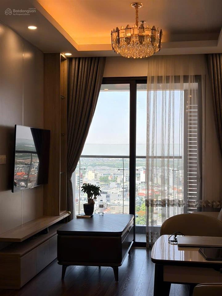 | 2 ngủ  2 wc  full đồ  hoàng huy commerce  view đẹp |