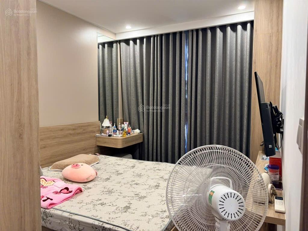 | 2 ngủ  2 wc  full đồ  hoàng huy commerce  view đẹp |