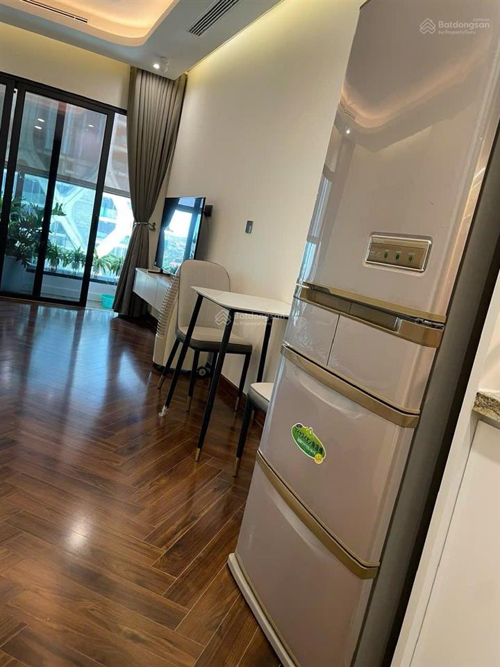 Studio  full đồ  diamond crown hải phòng
