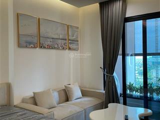 Studio  full đồ  diamond crown hải phòng