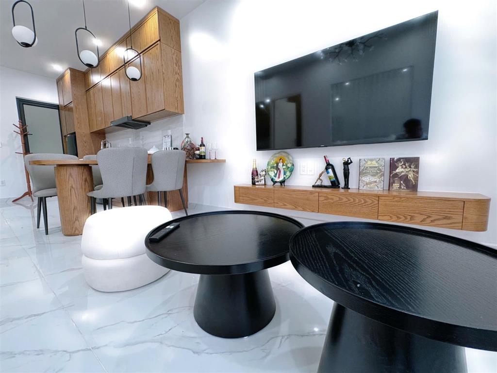 Căn hộ vinhomes marina  2 ngủ  full đồ thiết kế