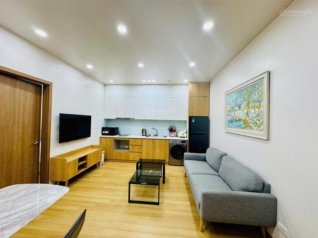 1 ngủ khép kín  full đồ  vinhome marina