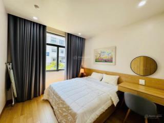 1 ngủ khép kín  full đồ  vinhome marina