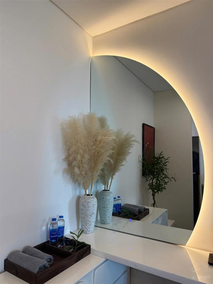 Tuyệt phẩm  studio  diamond crown