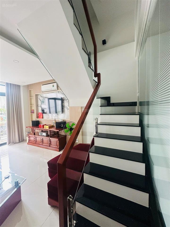 Siêu phẩm 4 tầng  5pn  hẻm nhựa 6m  gò dầu  tân phú  60m2  ngang 5m  giá 11 tỷ tl