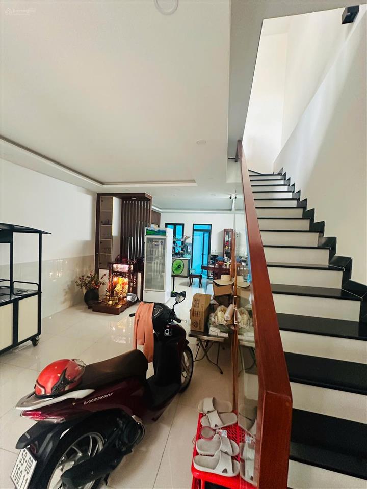 Siêu phẩm 4 tầng  5pn  hẻm nhựa 6m  gò dầu  tân phú  60m2  ngang 5m  giá 11 tỷ tl