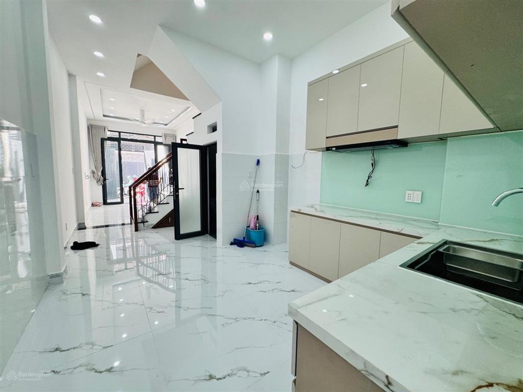 Nhà đẹp 5 tầng dt 58m2 nở hậu tài lộc  hẻm xe tải thông  dương bá trạc  6pn  6 wc nhỉnh 9tỷ
