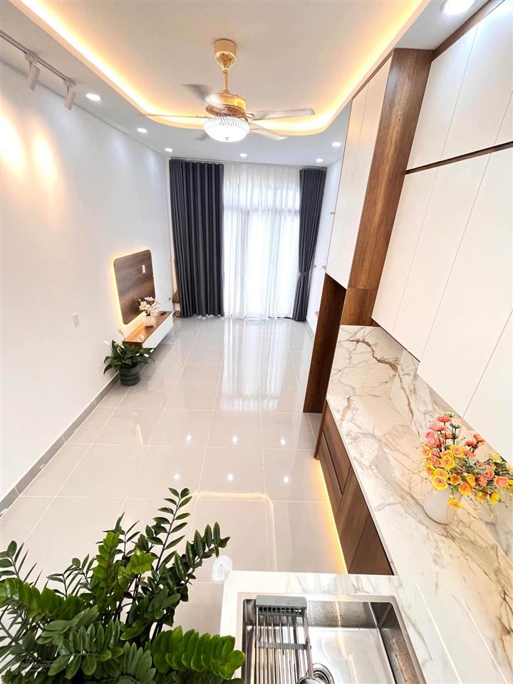 Nhà quận 7 nhỏ xinh, đủ chất, giá dễ thương ,3,6x12m.giá 4tỷ nhỉnh