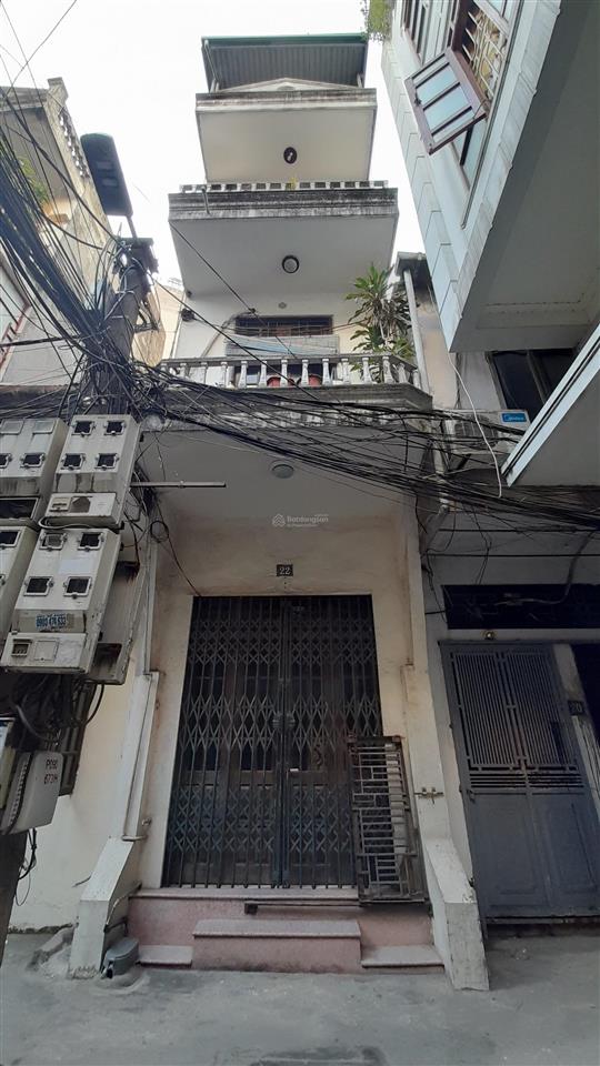 Giá 7.7 tỷ, 65m2, bán nhà nguyễn văn cừ, long biên. rất gần phố, cách ô tô 10m. khu trung tâm