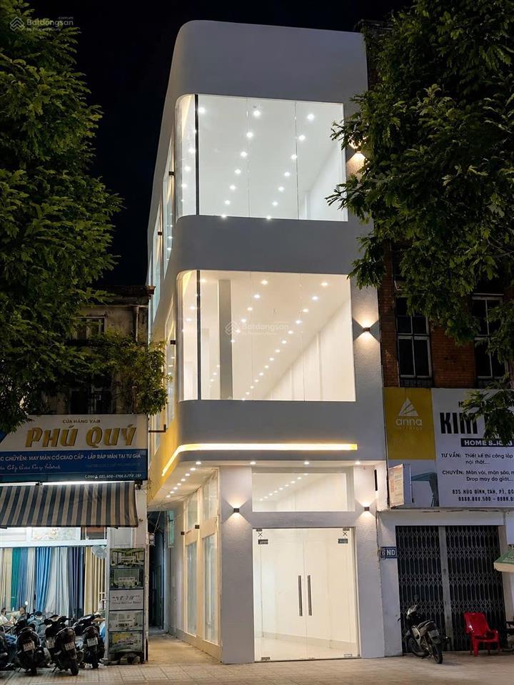 Nhà 2 mặt tiền vị trí vàng tp.hcm khai thác đa ngành nghề dòng tiền có sẵn