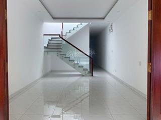 Bán nhà 3 tầng mới ngay phường linh chiểu xe hơi đậu cửa