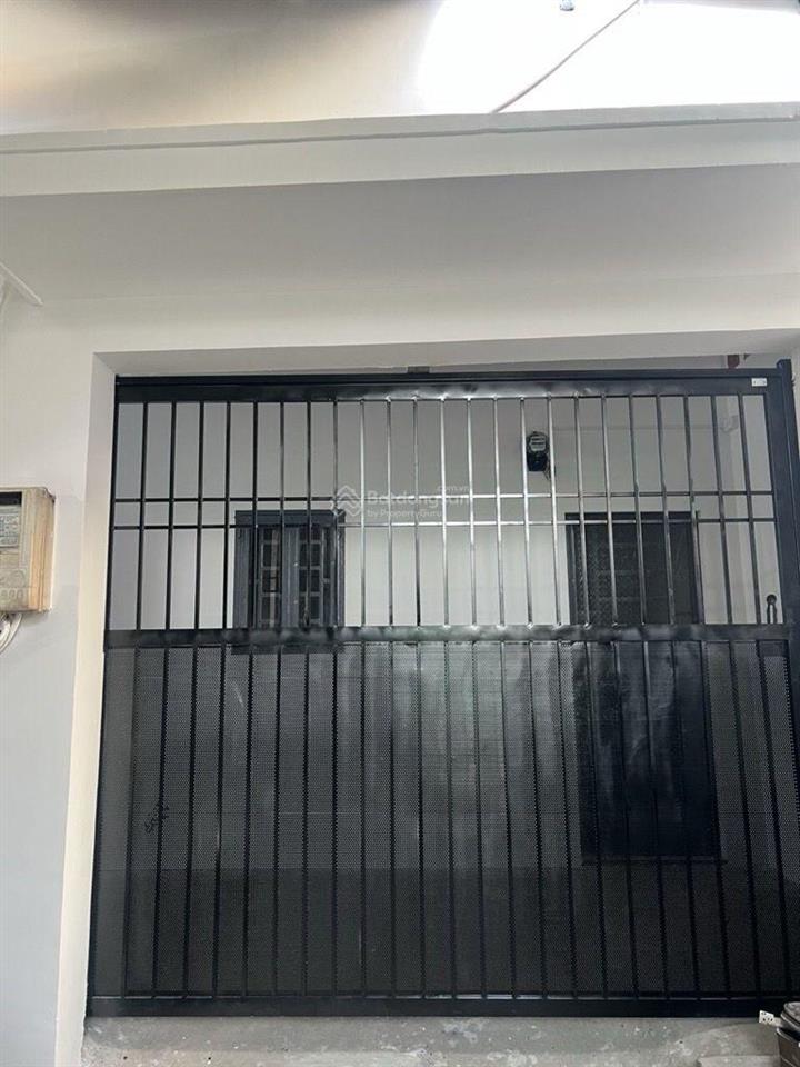 Bán nhà ngay chợ thủ đức, sẵn dòng tiền, diện tích khủng