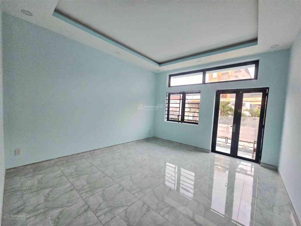 Chuyển công tác, cần bán lại nhà mặt tiền đường số cạnh phạm văn đồng gần 90m²