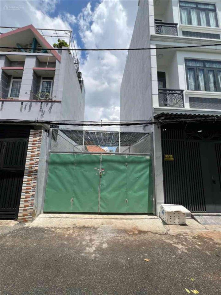 Bán đất linh xuân xe hơi thông, 3 căn ra mặt tiền, sát bên trường cấp 1, cấp 3