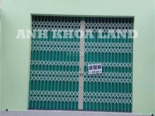 Bán nhà cấp 4 mặt tiền đường 144, tân phú