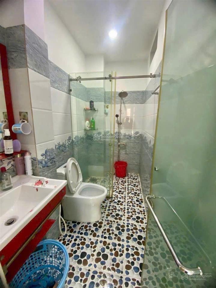 Nhà đẹp 4 tầng  mặt tiền kd ngay chợ bàu cát, tân bình  4x18m giá giảm còn 14,2 tỷ tl