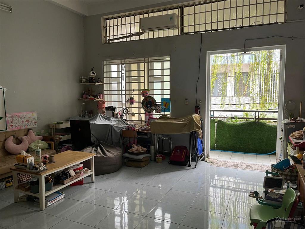 Mtkd khu cc bàu cát 2, tân bình  4,5x15m nở hậu  5 tầng thang máy  sổ vuông giá 13.7 tỷ tl