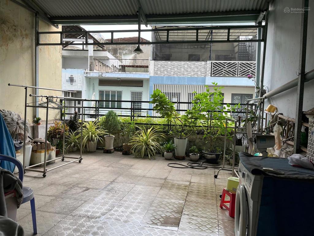 Mtkd khu cc bàu cát 2, tân bình  4,5x15m nở hậu  5 tầng thang máy  sổ vuông giá 13.7 tỷ tl
