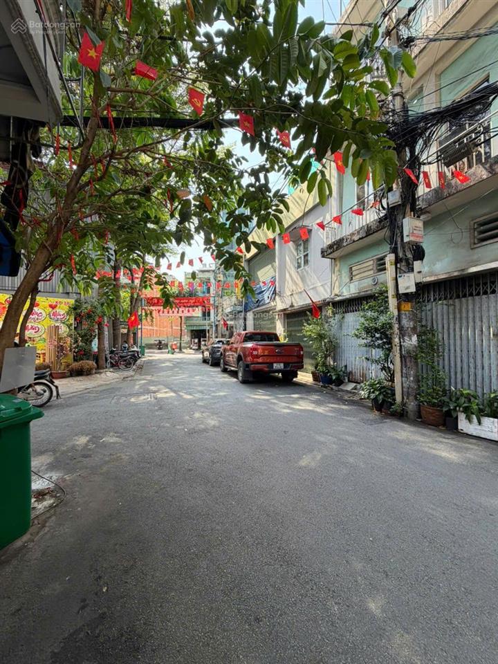 Hàng hiếm giá rẻ! hxh út tịch, p4, tân bình  gần lăng cha cả  3 tầng  4,5x19m  sổ đẹp vuông a4