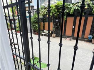 Bán căn hộ dịch vụ phạm văn đồng/tô ngọc vân/linh đông thu nhập 70 tr/tháng dt204,2m2 chỉ nhỉnh13t