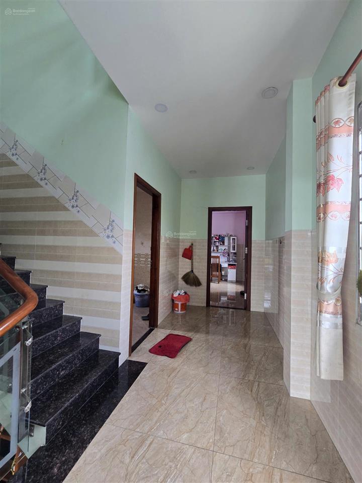 Bán kho, nhà xưởng tại vườn thơm, 32
tỷ, 1000m2 thương lượng mạnh, chính chủ.