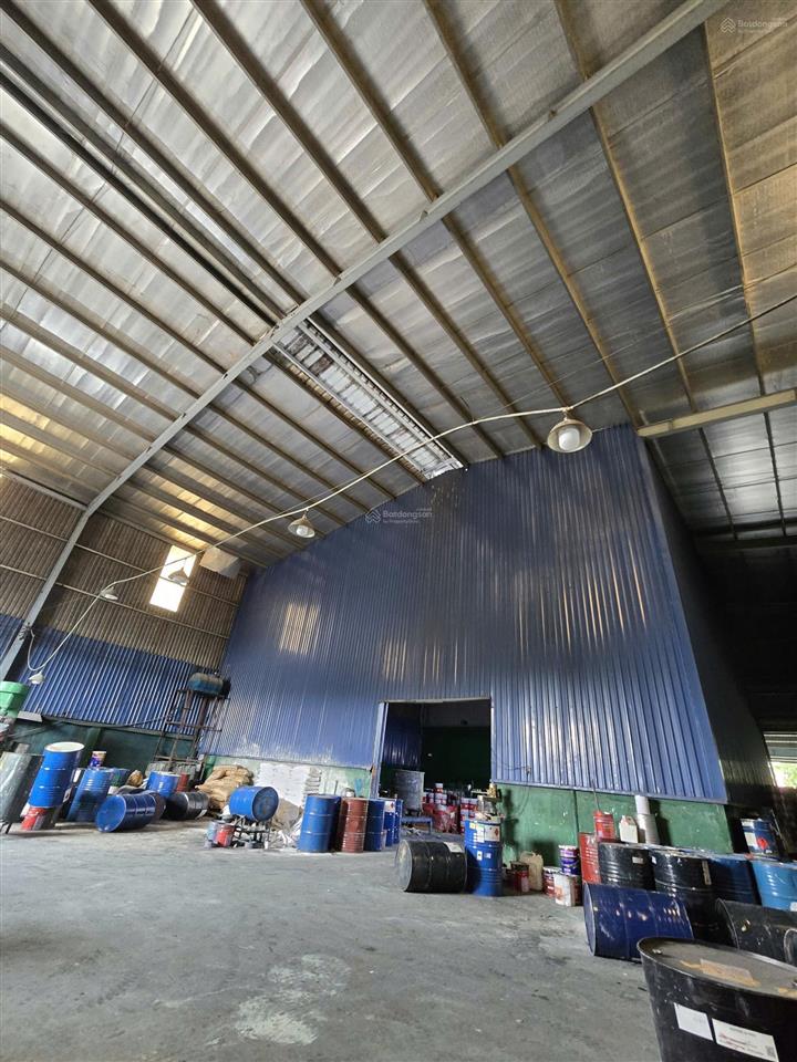 Bán kho, nhà xưởng tại vườn thơm, 32
tỷ, 1000m2 thương lượng mạnh, chính chủ.