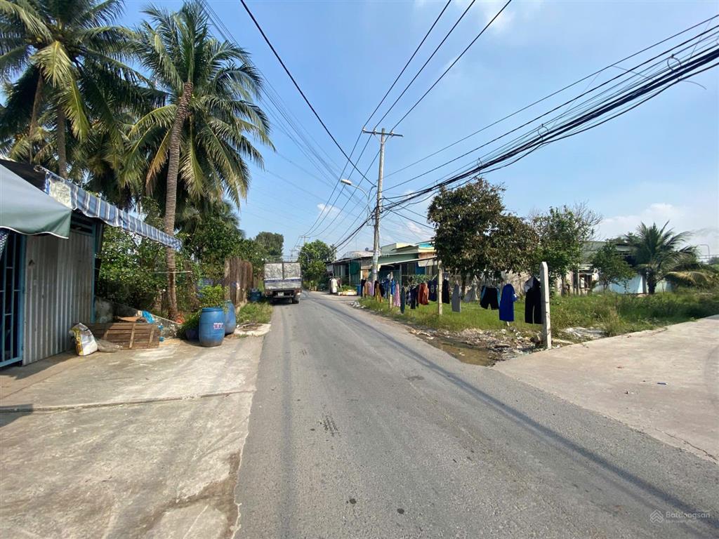 Chủ đang ngộp bank bán nhanh kho xưởng mới xây, ngang 12m dài 70m