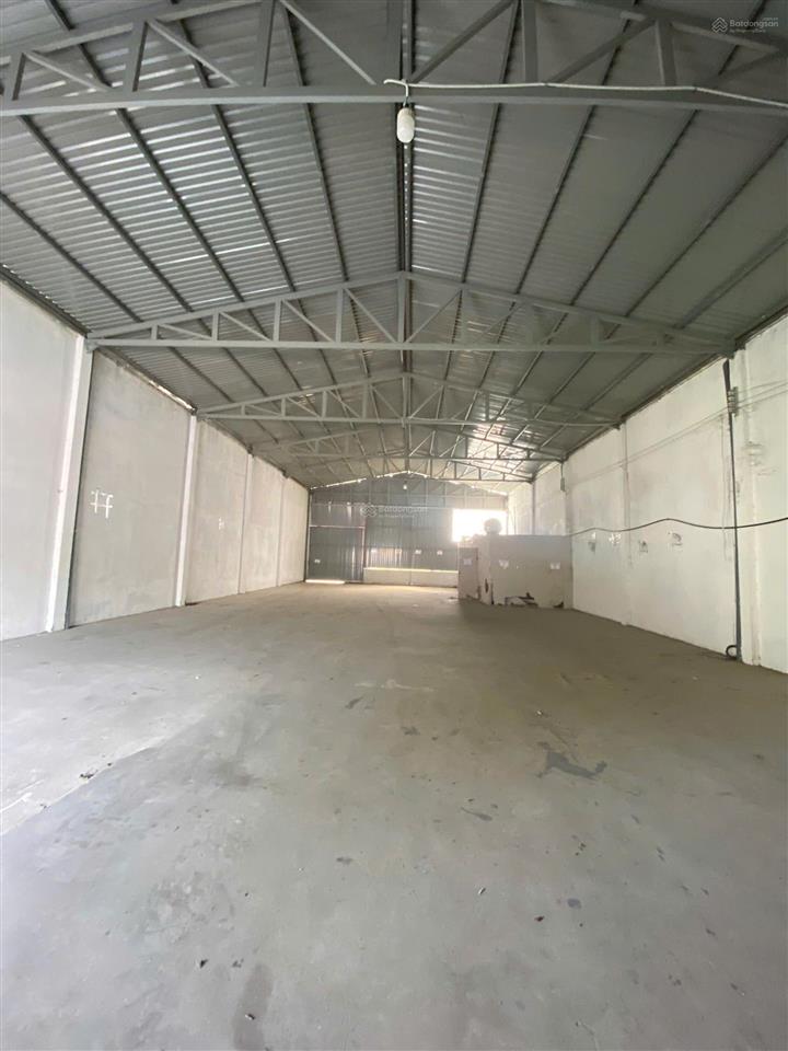 Chủ đang ngộp bank bán nhanh kho xưởng mới xây, ngang 12m dài 70m