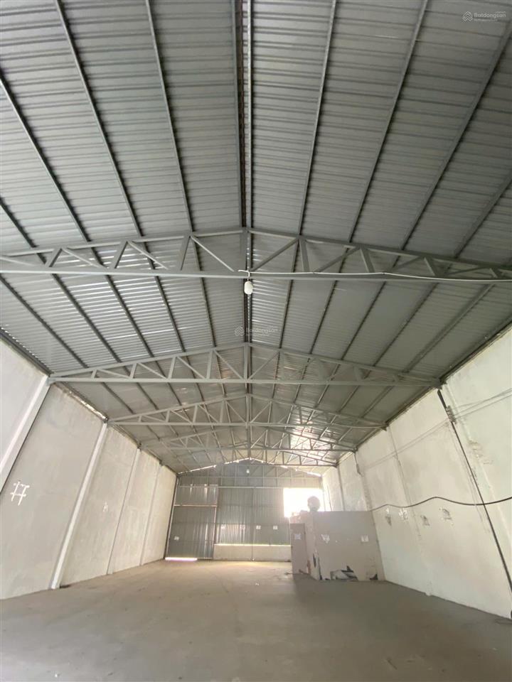 Chủ đang ngộp bank bán nhanh kho xưởng mới xây, ngang 12m dài 70m