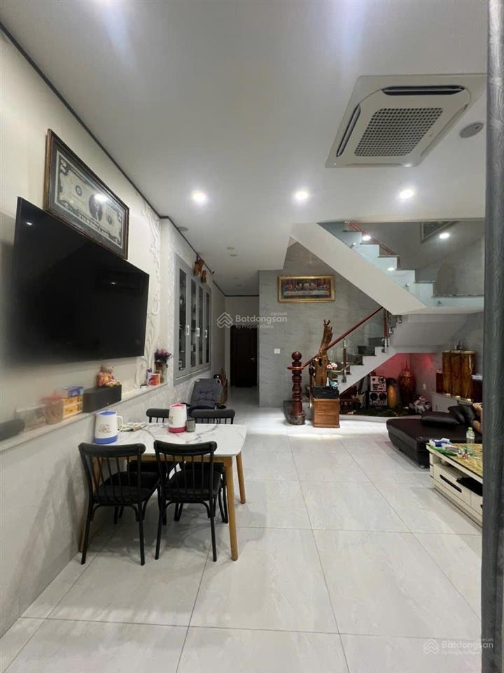 Bán gấp nhà riêng đường chung thị minh, quận 12 cũ. dt 73m, diện tích đất 92,1m, 4pn, 3wc, 7,5 tỷ.