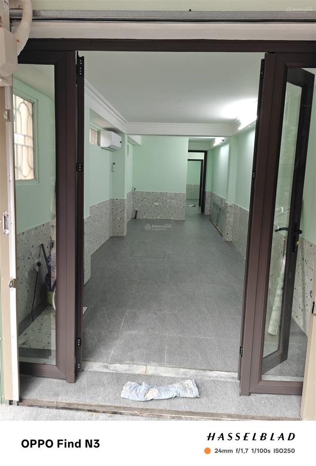 Cho thuê cửa hàng mặt đường khu thành công, 13 triệu