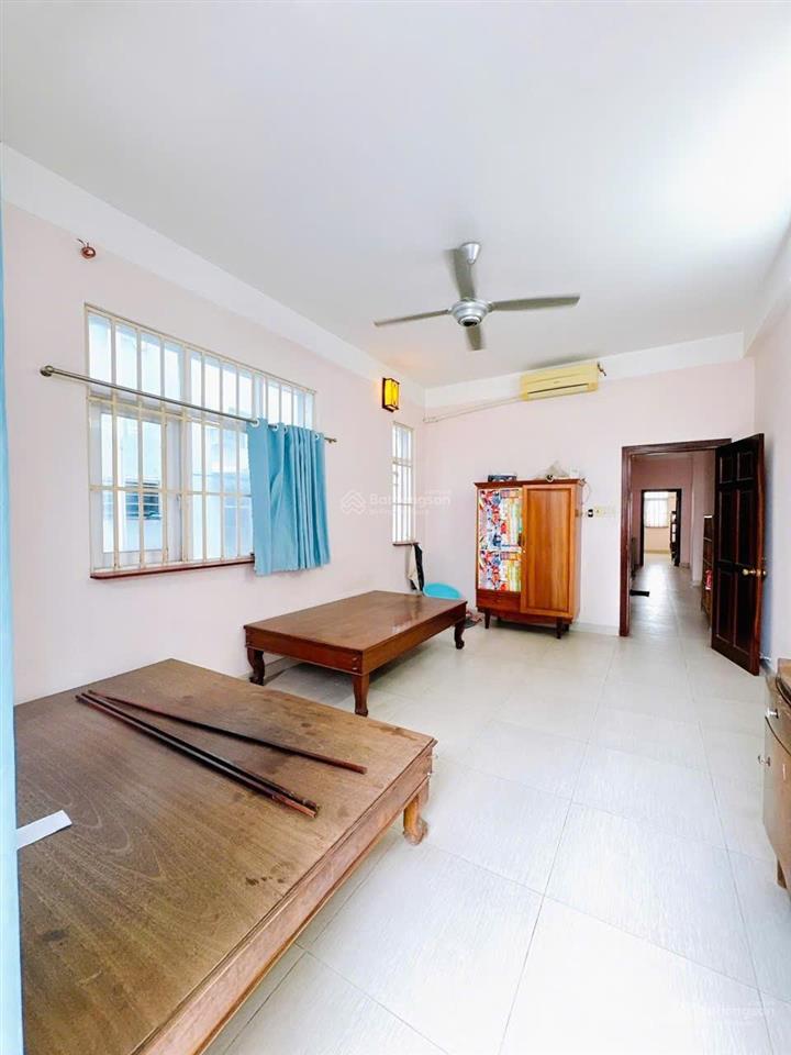 Bán nhà hẻm xe hơi phường bến thành, quận 1, lô góc 3 mặt thoáng, dt 100m2, thang máy