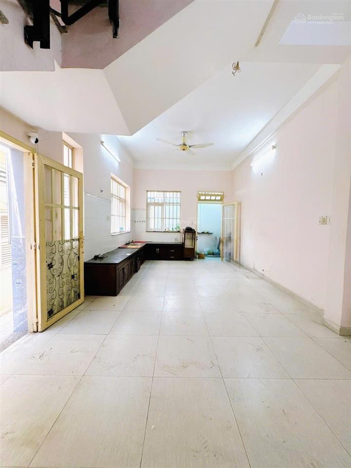 Bán nhà hẻm xe hơi phường bến thành, quận 1, lô góc 3 mặt thoáng, dt 100m2, thang máy