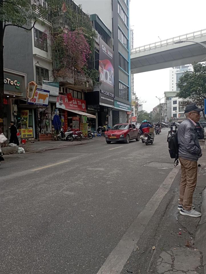 Bán nhà mặt phố mt 3,73m, có lối thoát hiểm sau nhà. kinh doanh, vỉa hè, văn phòng