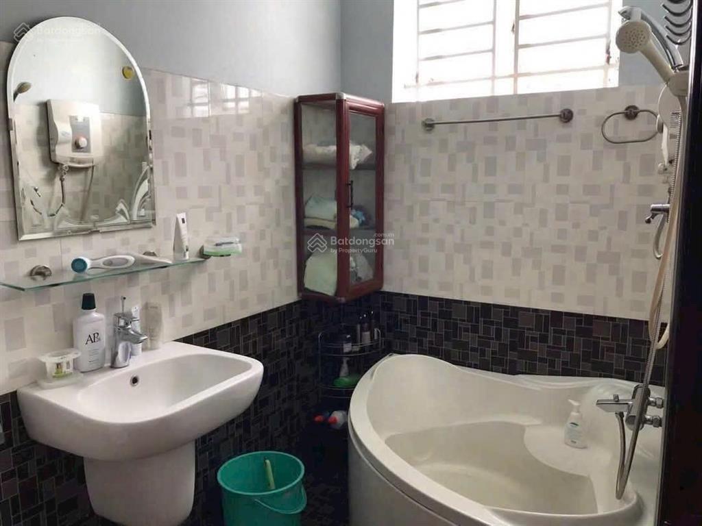 Bán nr 3pn, 3wc, 296m2 tại huỳnh văn lũy, phú mỹ, thủ dầu một, 11 tỷ bán nhanh