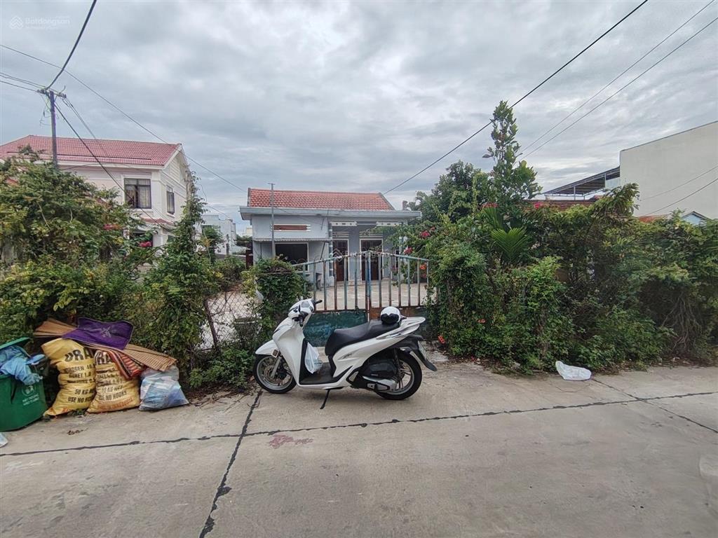 Bán đất 989.5m2. giá rẻ kịch sàn tại gần 652 trần thủ độ, p. điện bàn đông, đà nẵng