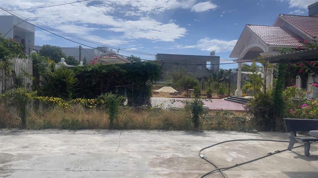 Bán đất 989.5m2. giá rẻ kịch sàn tại gần 652 trần thủ độ, p. điện bàn đông, đà nẵng