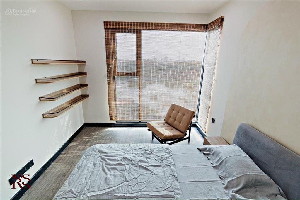 Thuê delasol 1pn 45m2 mới 100% view sông tone gỗ tinh tế bến vân đồn quận 4 sát q1 q3  0775 924 ***