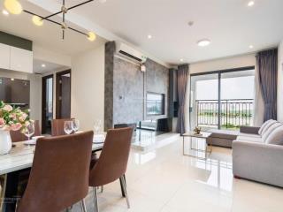 Thuê saigon royal 2pn 88m2 ban công view sông, cầu basol sát bến vân đồn quận 4 sát q1 077594600