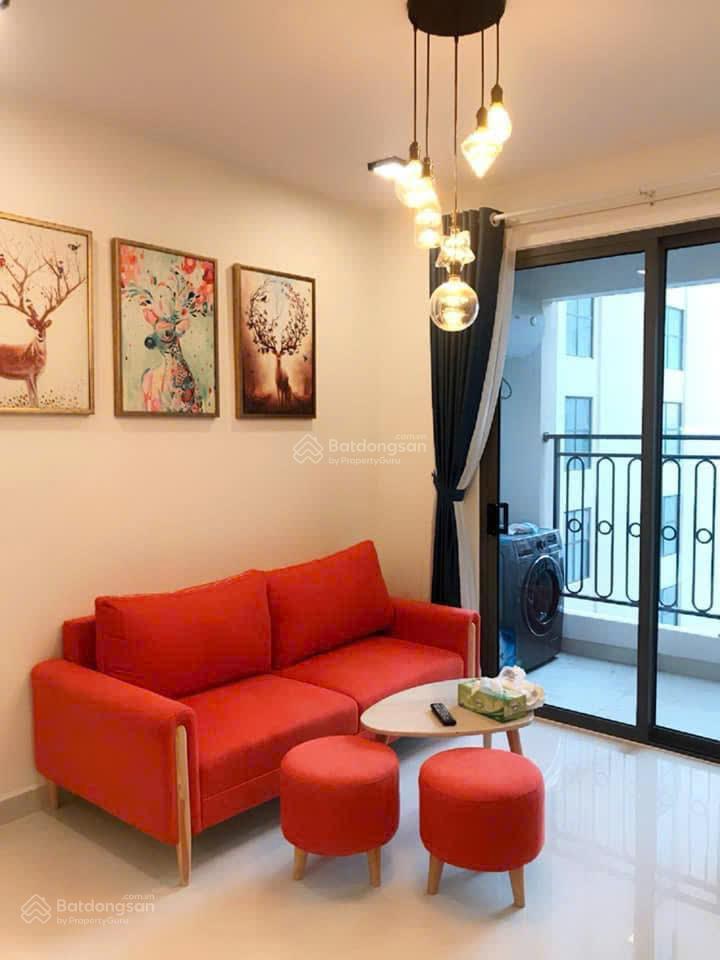 Thuê saigon royal 2pn 60m2 ban công view thoáng ngay bến vân đồn quận 4 sát q1 q3   0775 924 ***