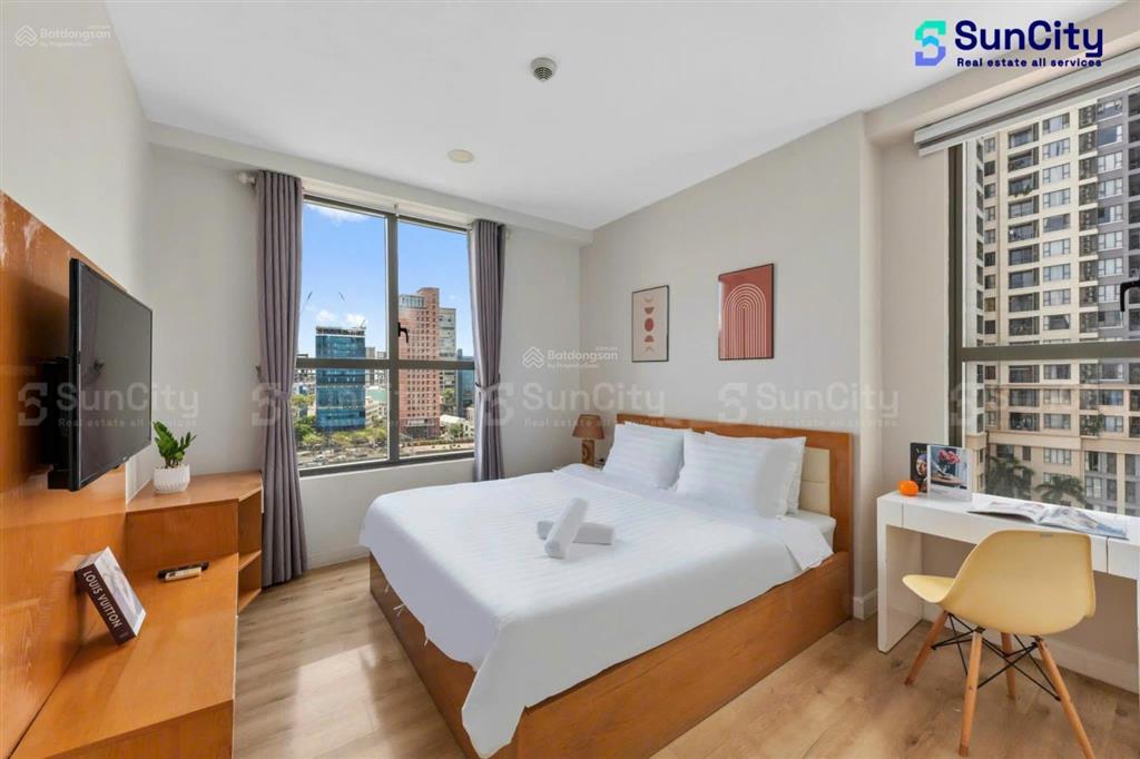 Thuê ngay icon 56 3pn 3wc 120m2 26tr  view bitexco sát q1 q3  ngắm pháo hoa   0775 924 ***