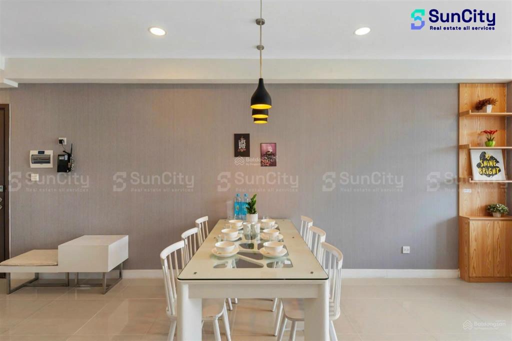 Thuê ngay icon 56 3pn 3wc 120m2 26tr  view bitexco sát q1 q3  ngắm pháo hoa   0775 924 ***