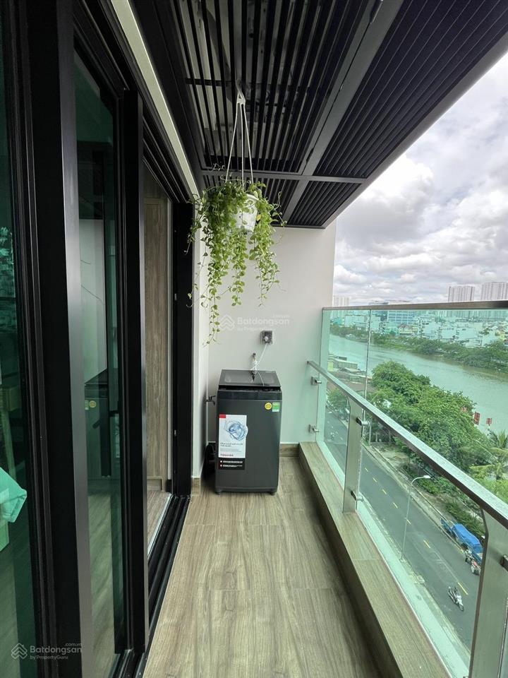 Thuê delasol 35m2 nội thất mới 100% ban công view đẹp tôn thất thuyết q4 sát q1, q3  0775 924 ***